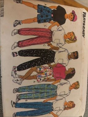 Butterick 5525 Unisex Kids Sewing Pattern  size 12-14 . Uncut